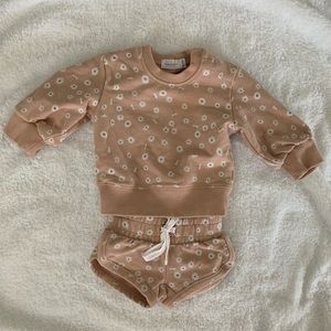 Jamie Kay Daisy Print Sweatshirt and Shorts 0-3M